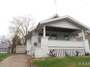 1210 W Gift Ave, Peoria, IL