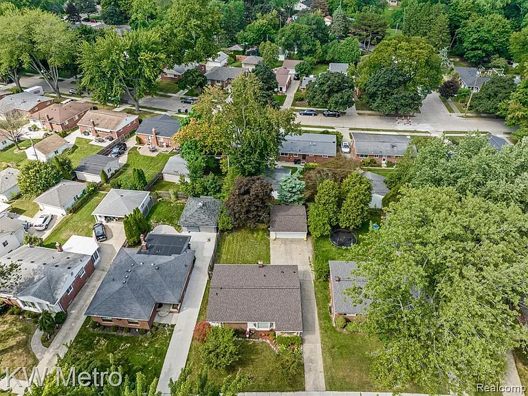 320 W La Salle Ave — Photo 25
