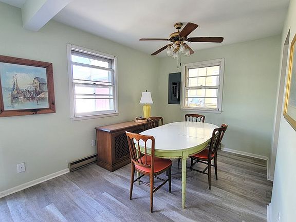 4th image of 5528-30 West Ave #2