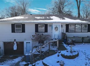 508 E Price Ave, Savannah, MO 64485