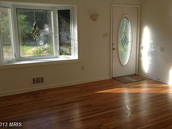 5th image of 1188 Tyler Ave