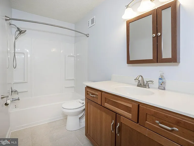 107 Washington Ave — Photo 26