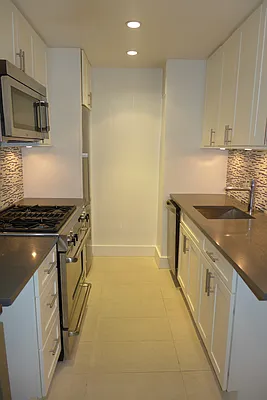 Rented by Stellar Management | media 2