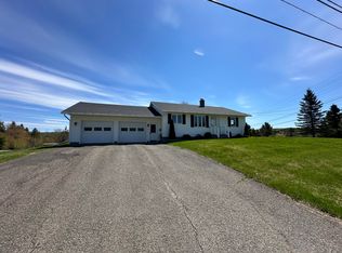 58 South St, Houlton, ME 04730