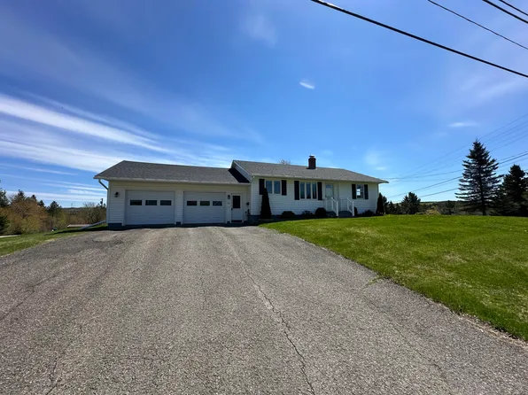 58 South Street, Houlton, ME 04730