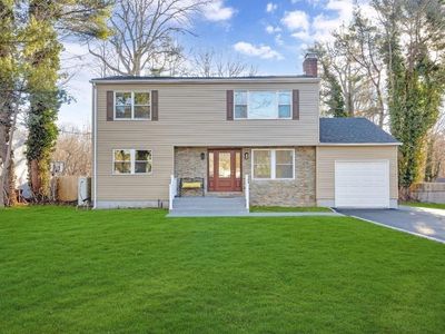 139 Brooksite Drive, Smithtown, NY, 11787