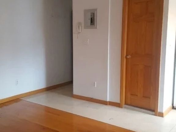 3rd image of 195 Mulberry St #28