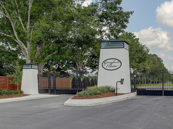 2nd image of 304 Greyford Dr