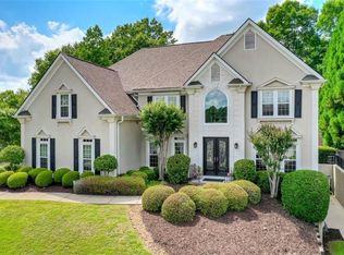 8950 Nesbit Lakes Dr, Alpharetta, GA 30022