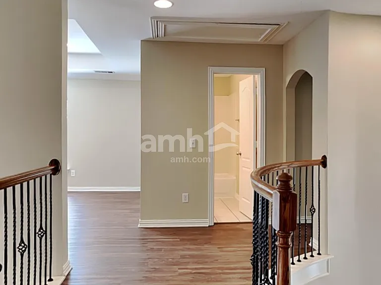 1245 Potter Ave — Photo 34