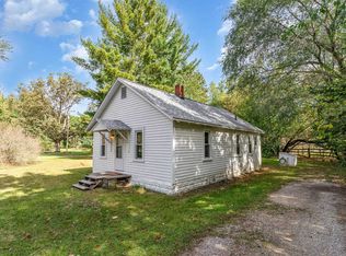 1091 S Four 3/4 Mile Rd, Midland, MI 48640