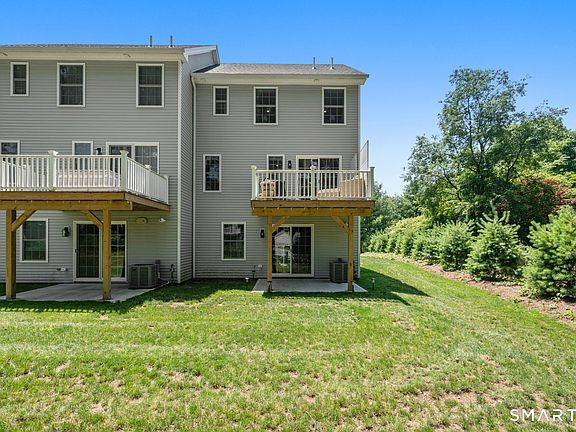 3rd image of 11 Summer Brook Way #11