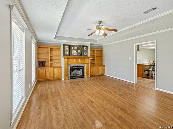 3rd image of 1306 Tomahawk Dr