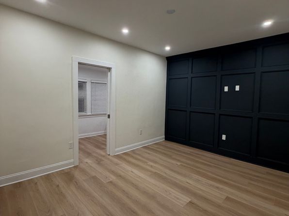 (undisclosed Address)