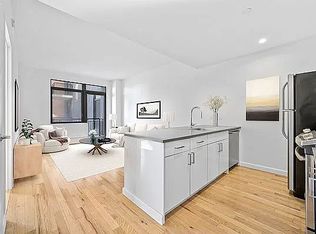 210 E 121st St APT 3B, New York, NY 10035