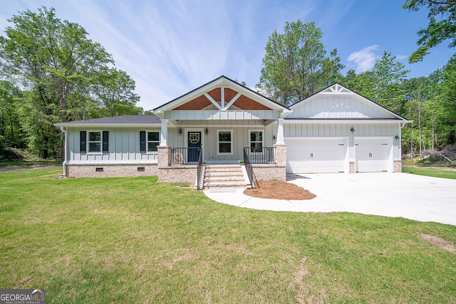 6061 Psalmond Rd photo 1