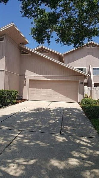 1st image of 492 Lakeview Dr APT 38