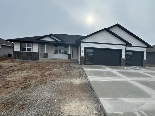 4645 Richard Ln, Green Bay, WI 54313