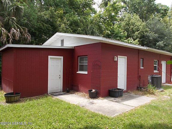 3rd image of 5730 Cruz Rd