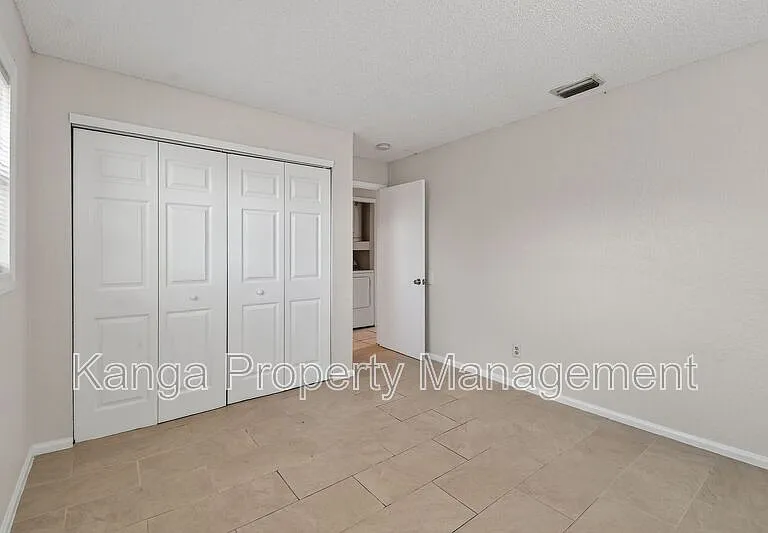 1618 W 26th Ct #D — Photo 19