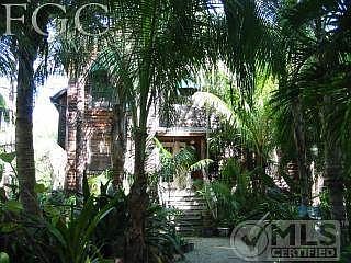 1st image of 3872 Mango St