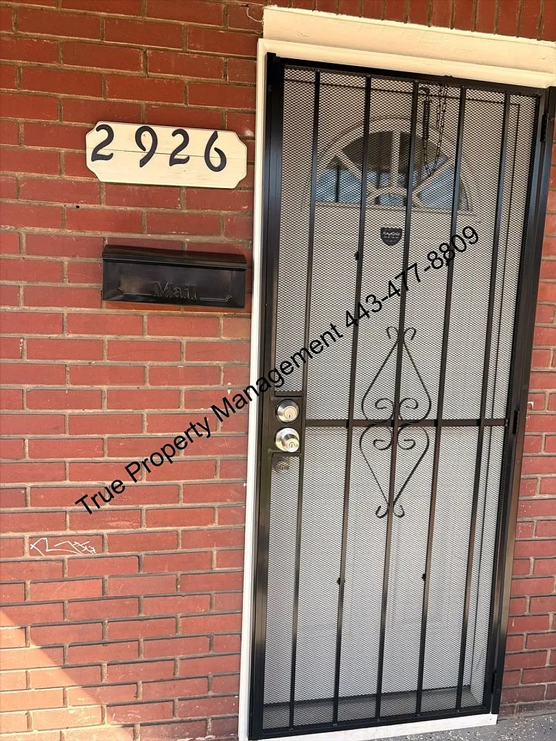 Charming 3-Bedroom Baltimore Rowhome with In-Unit Laundry $1,450/Month! — Photo 1