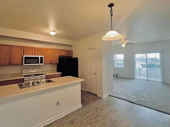 5th image of 1740 W 53rd Dr #1-B