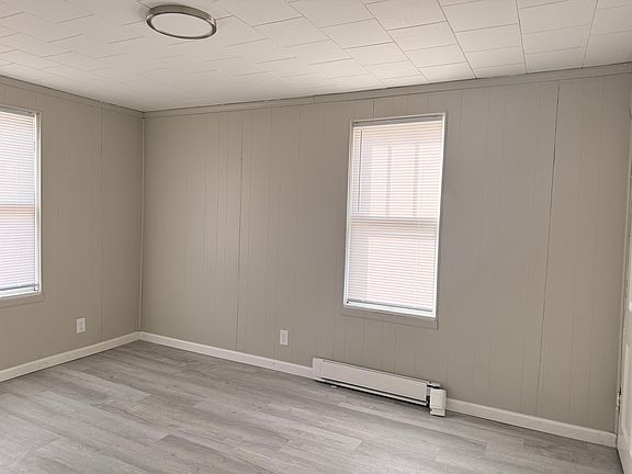 4th image of 1121 1st Ave #2