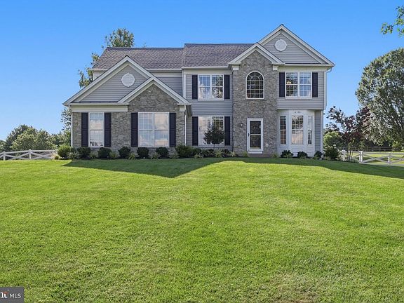 2nd image of 6330 Cattail Dr