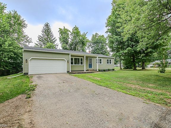 4th image of 1729 Falkirk Rd