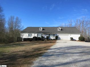 402 Ragsdale Rd, Greenville, SC 29611