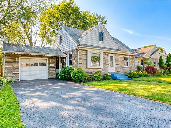 3rd image of 34 Briarwood Dr
