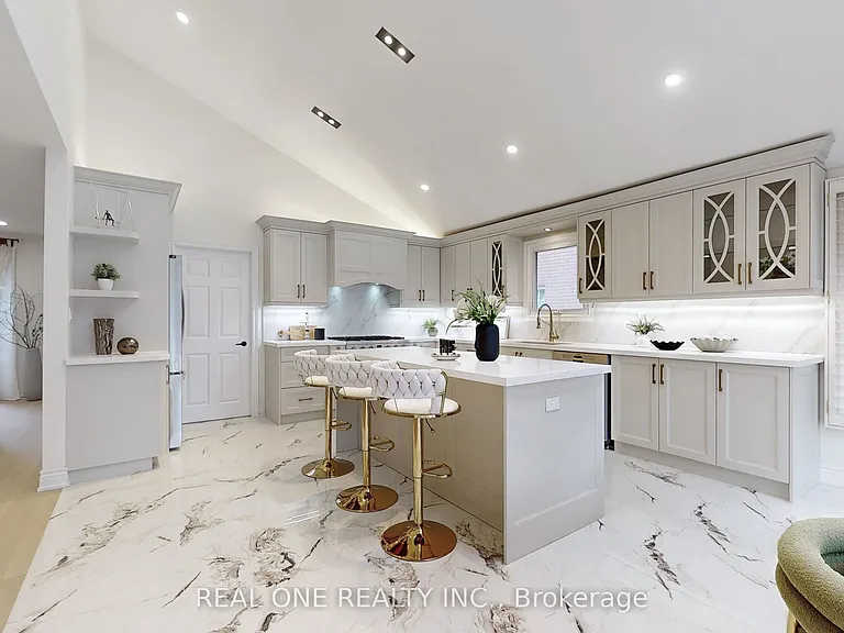99 Aitken Cir — Photo 12