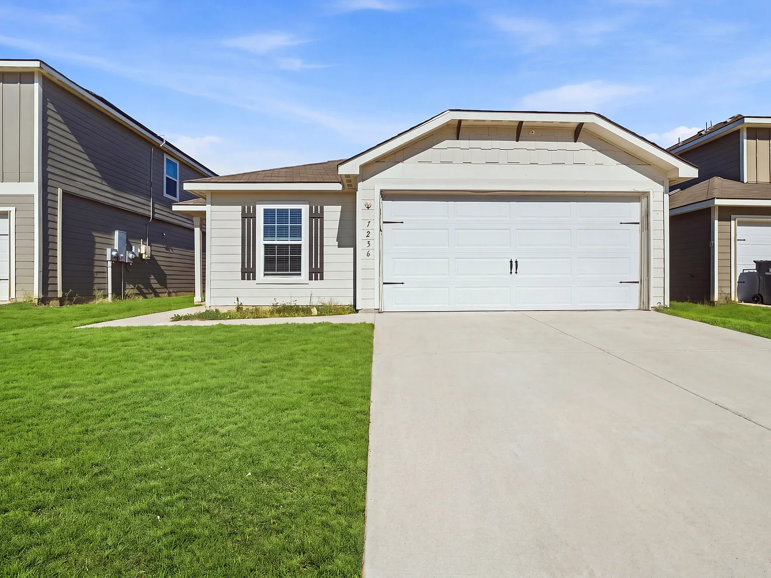 4 bed, 1794 sqft, $1,900 — Photo 1