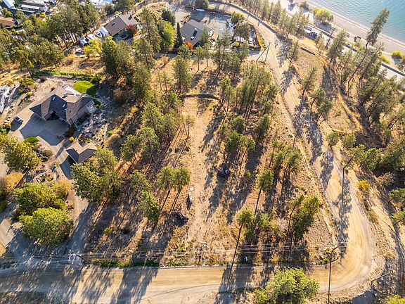 2nd image of 6785 Thorne Rd