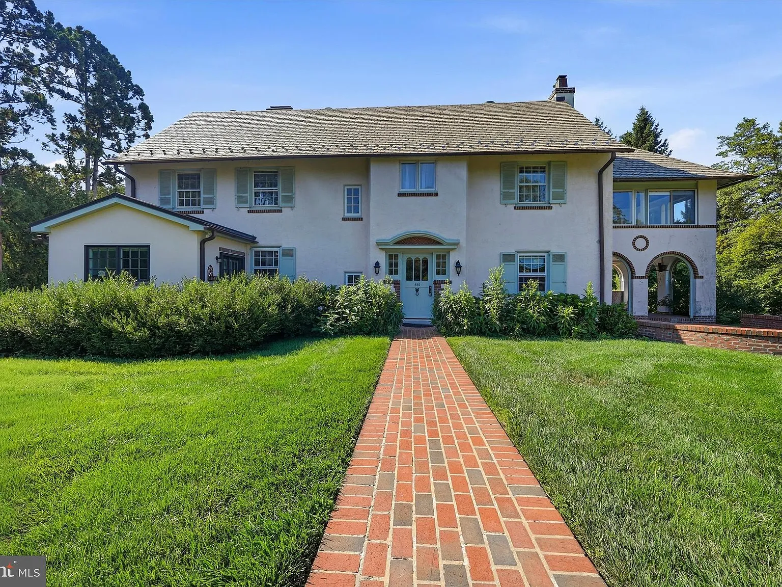 6 bed, 7.0 bath, 4251 sqft, $8,500 — Photo 1