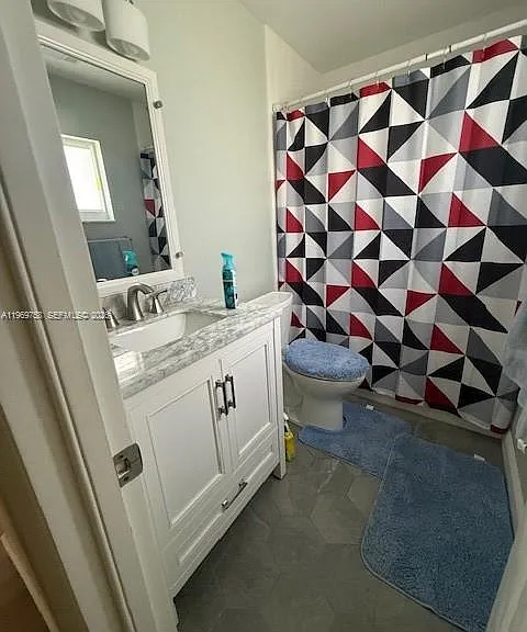 10403 NW 80th Ct — Photo 5