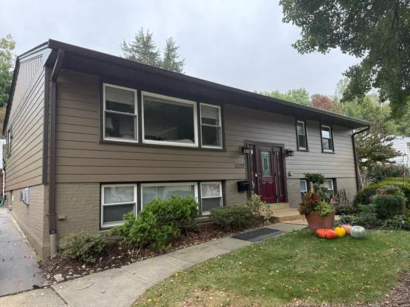 1108 Lakewood Dr SW, Vienna, VA 22180