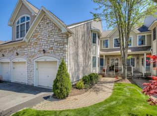 903 Binghampton Ln, Livingston, NJ 07039