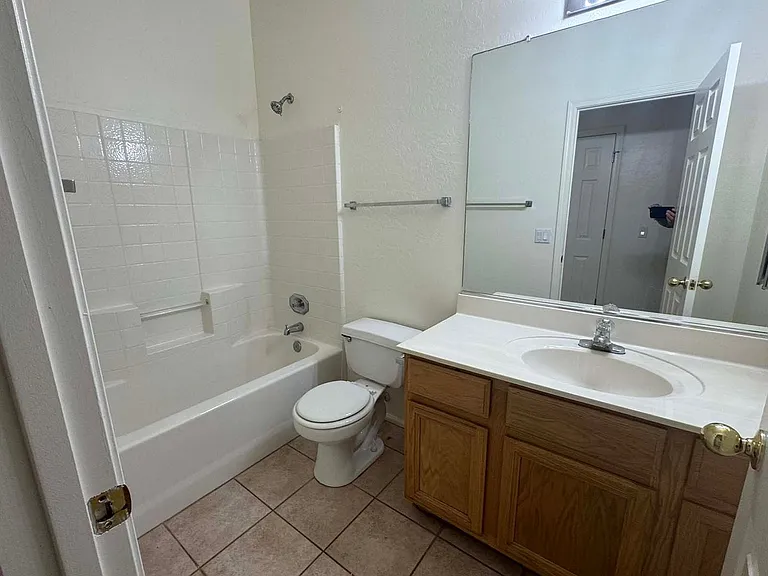 7339 E Lakeview Ave — Photo 14
