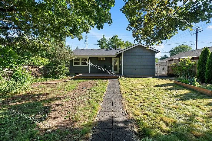 7927 N Olympia St — Photo 16