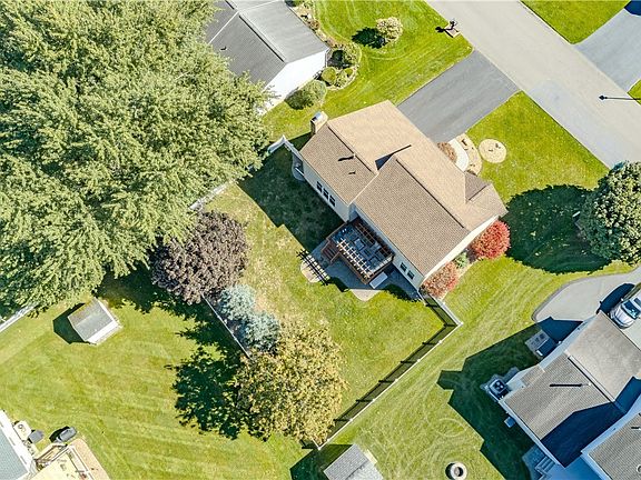 5th image of 8327 Summit Cedar Ln