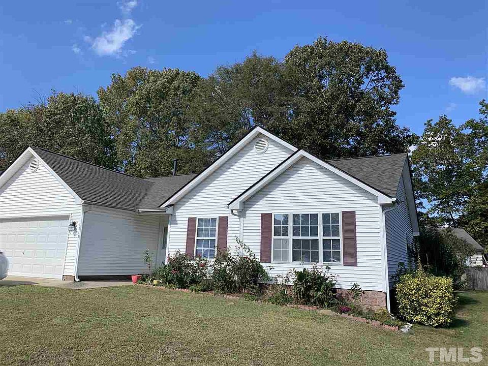 2nd image of 1417 Balfour Downs Cir