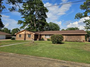 1026 Laura Ave, Jackson, MS 39209