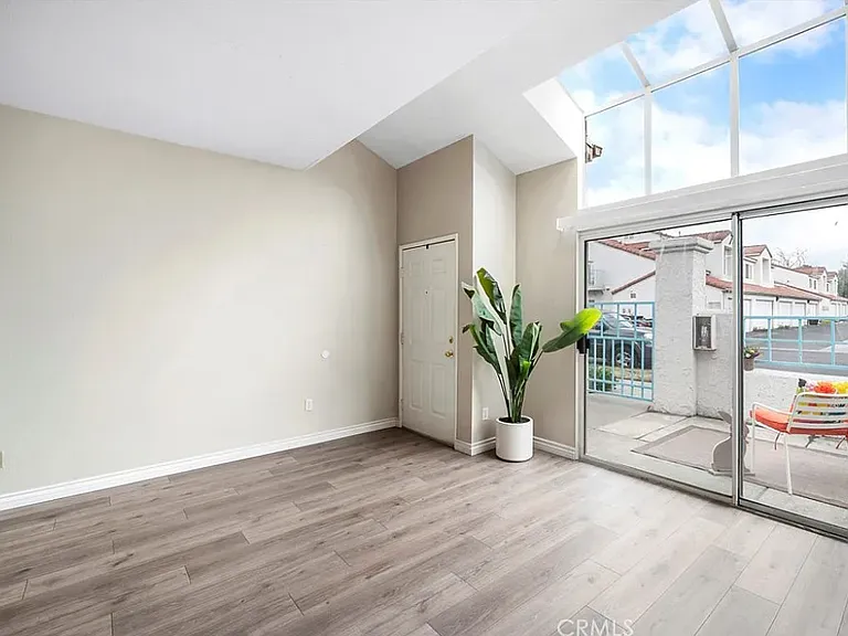 29555 Cara Way — Photo 4