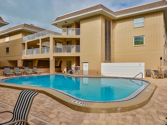 3rd image of 3100 Gulf Blvd APT 334