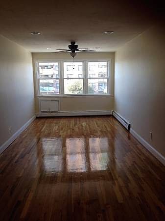 2nd image of 217 Quentin Rd