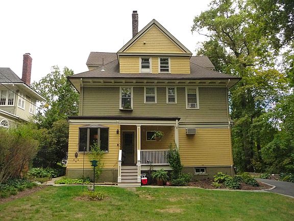 2nd image of 160 Midland Ave #2