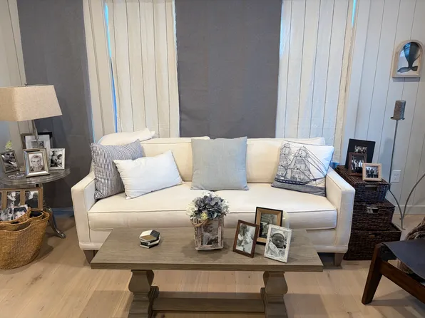 44 Verrill St #2, Portland, ME 04103