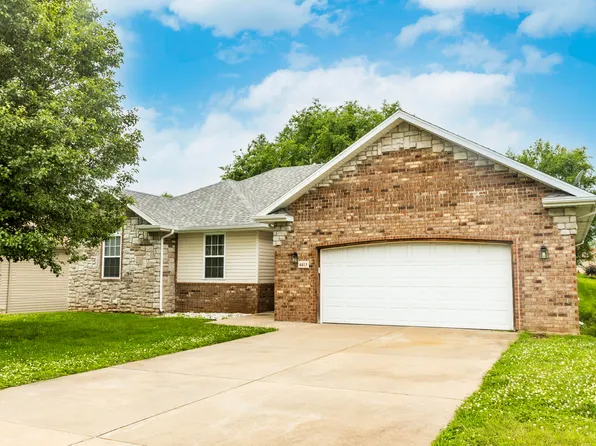 4413 N Branavy Avenue, Springfield, MO 65803